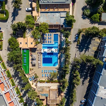 شقة Stylish With Pool By Lovelystay
