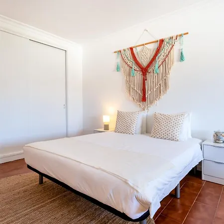 Stylish With Pool By Lovelystay Albufeira